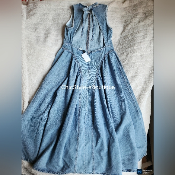 H&M Gorgeous Open-back Denim Dress Maxi Back Tie Cotton Light Denim Blue nwt - Picture 8 of 16